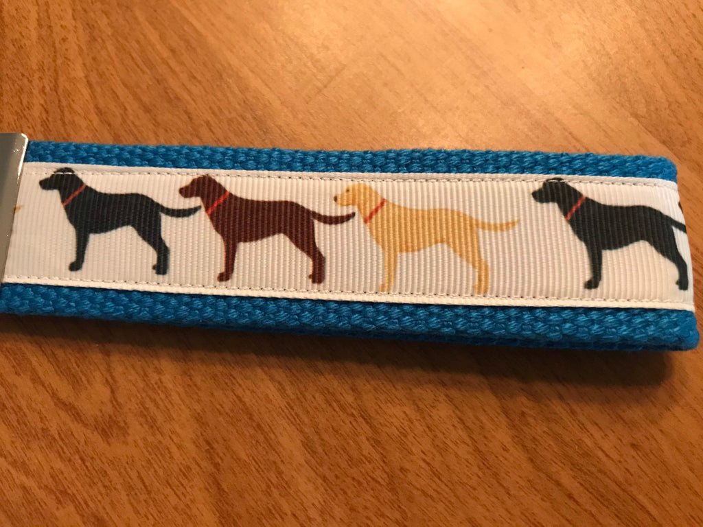 Labrador Retriever Wristlet Keychain – Dog Lover Gift with Yellow, Black & Chocolate Labs
