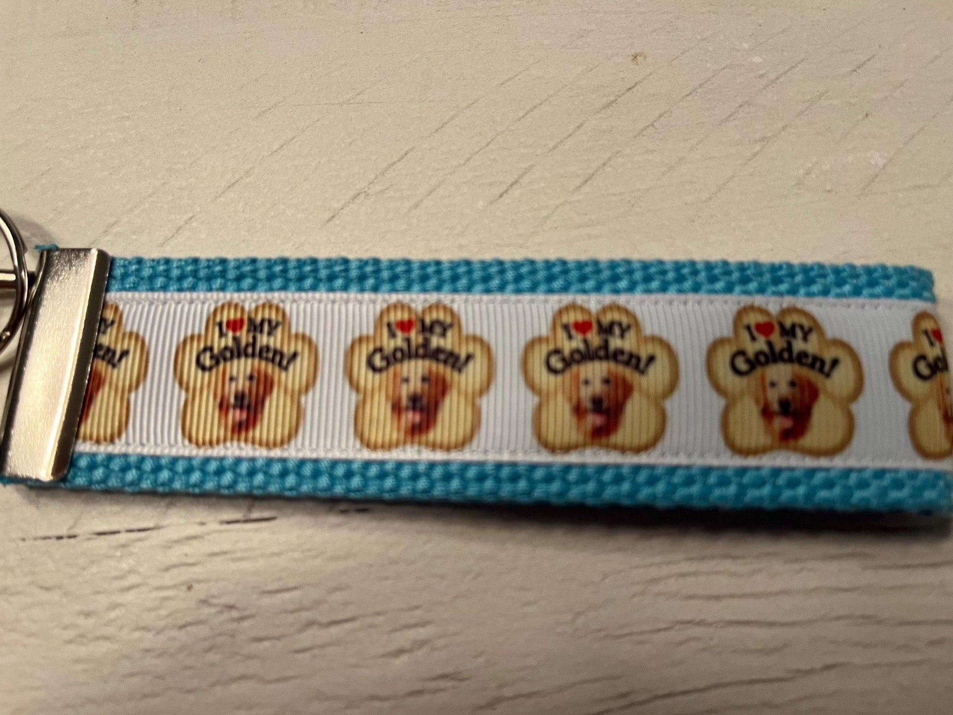 I Love My Golden Keychain – Golden Retriever Dog Lover Gift, Puppy Key Fob, Pet Parent Accessory