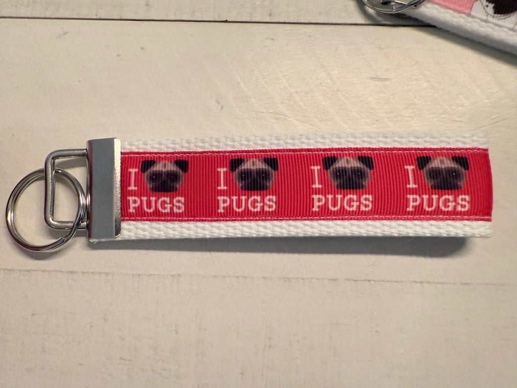 I ❤️ Pugs Wristlet Keychain 🐾
