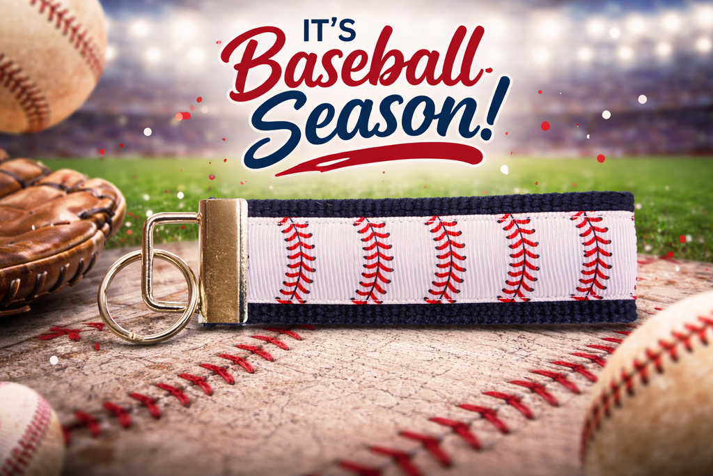 Baseball Wristlet Keychain – Baseball Stitch Key Fob – Baseball Mom Gift – Sports Keychain – Handmade Keychain – Baseball Season Accessory