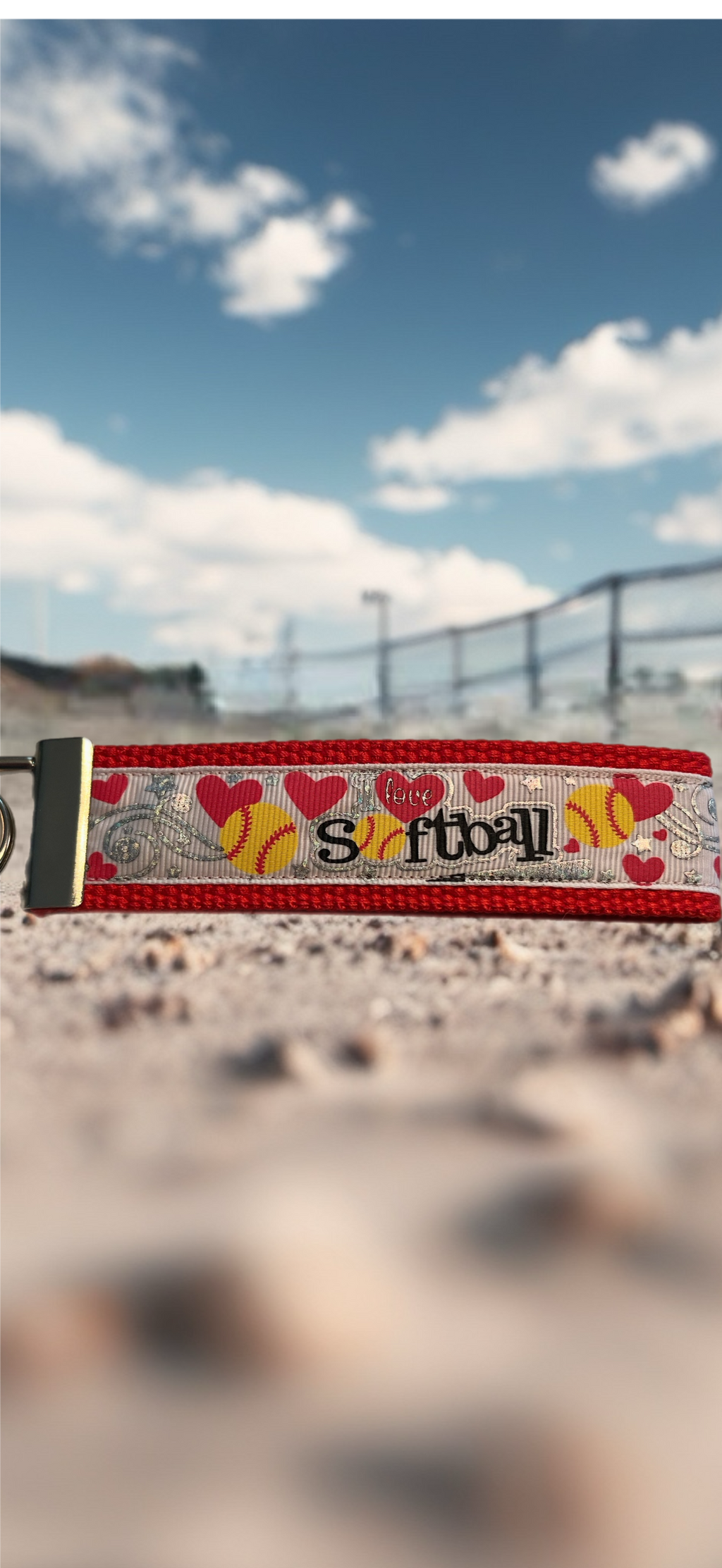 🥎 Love Softball Wristlet Keychain – Perfect for Players, Coaches & Fans!