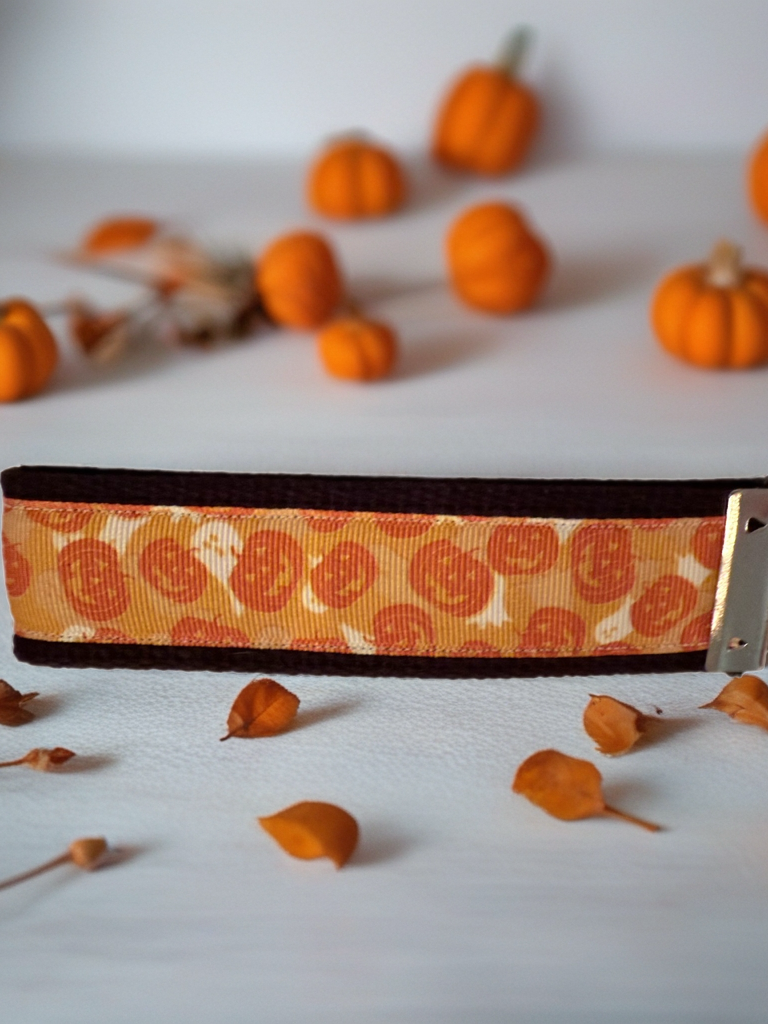 Jack'o'Lantern and Ghost Keychain/ Wristlet/ Keyfob