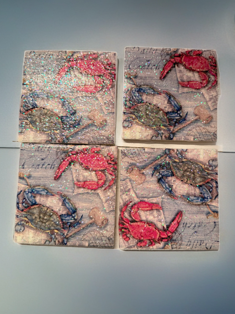 Title:
🦀 Coastal Crab Coaster Set – Nautical Beach Decor with Glitter Finish (Set of 4)
