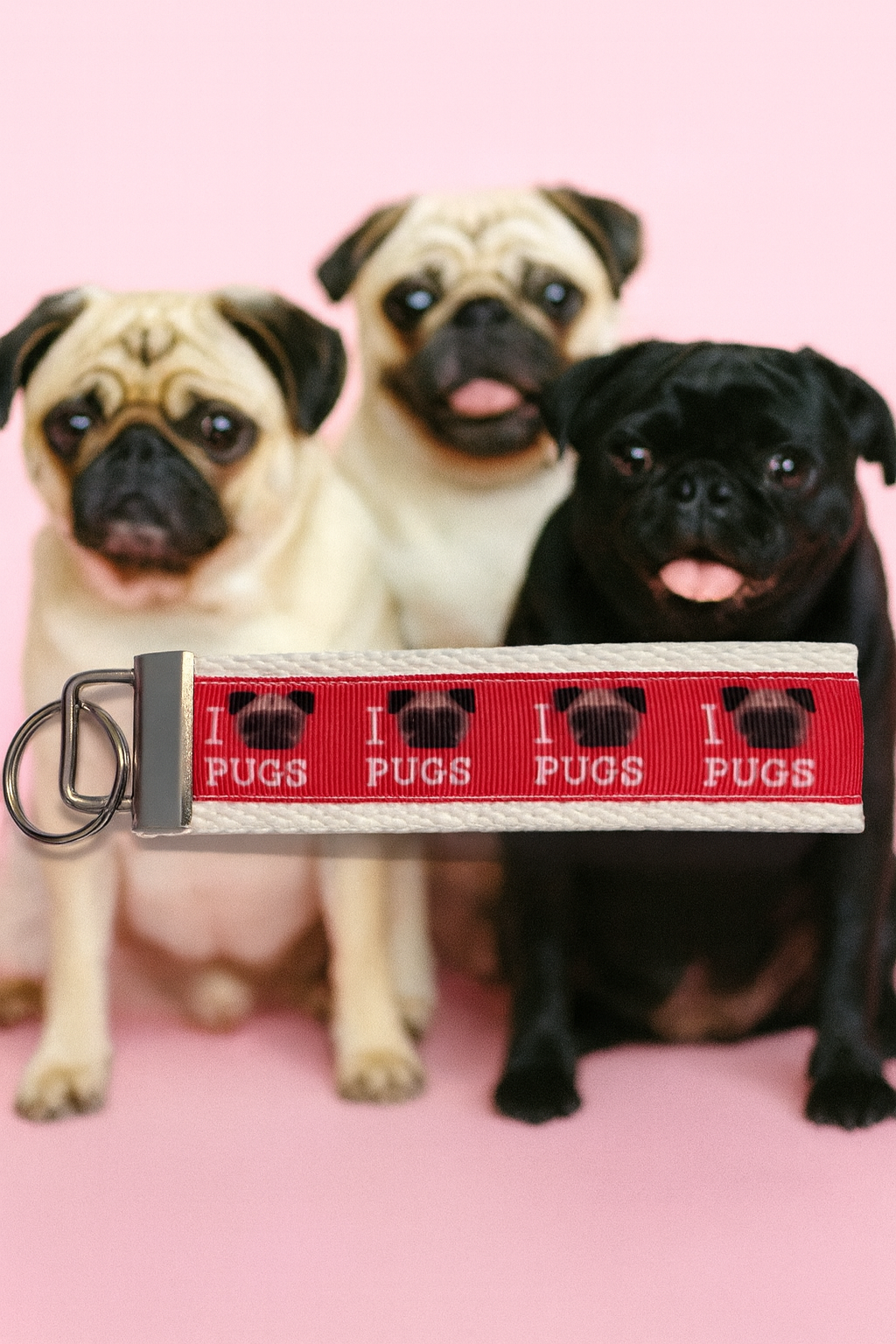 I ❤️ Pugs Wristlet Keychain 🐾