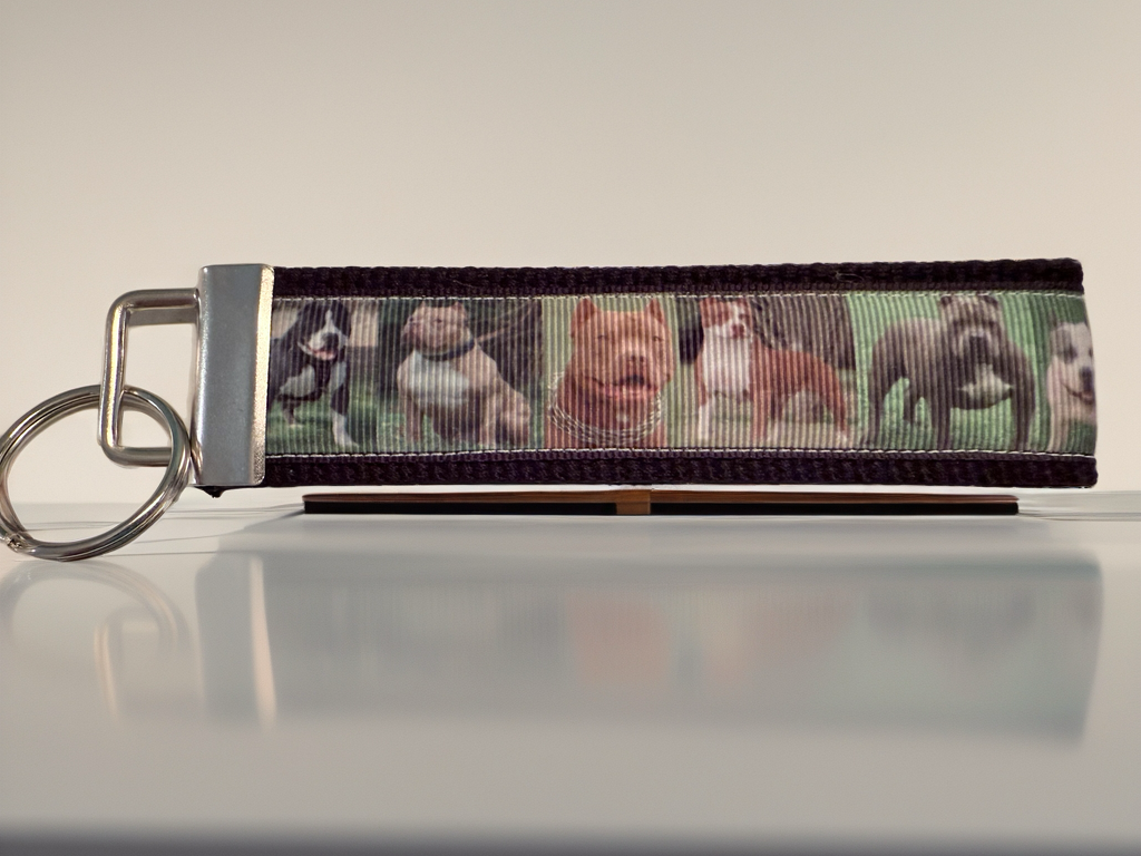 Pitbull Dog Breed Keychain Wristlet – Durable & Stylish Pet Lover Gift