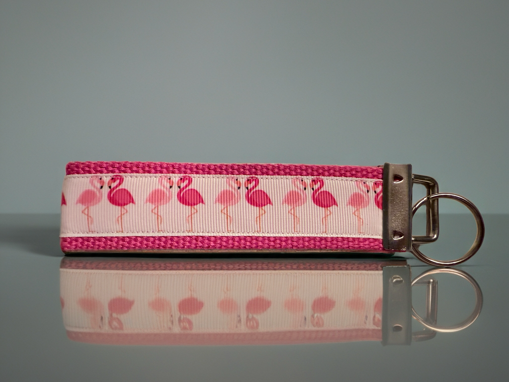 Pink Flamingo Wristlet Keychain – Tropical Style & Everyday Convenience