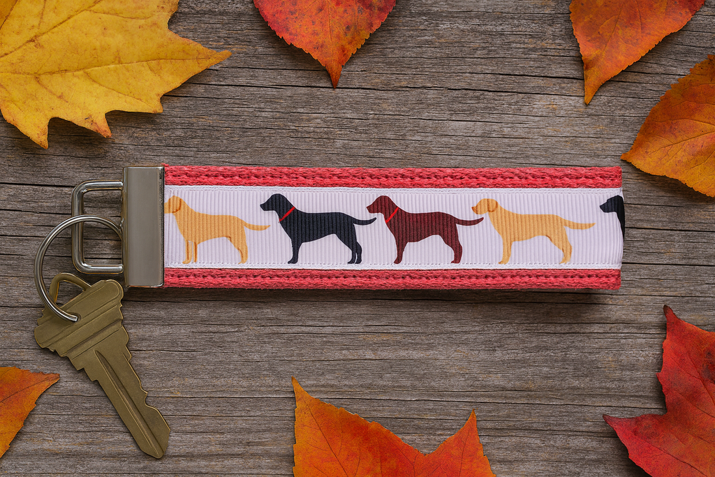 Labrador Retriever Wristlet Keychain – Dog Lover Gift with Yellow, Black & Chocolate Labs