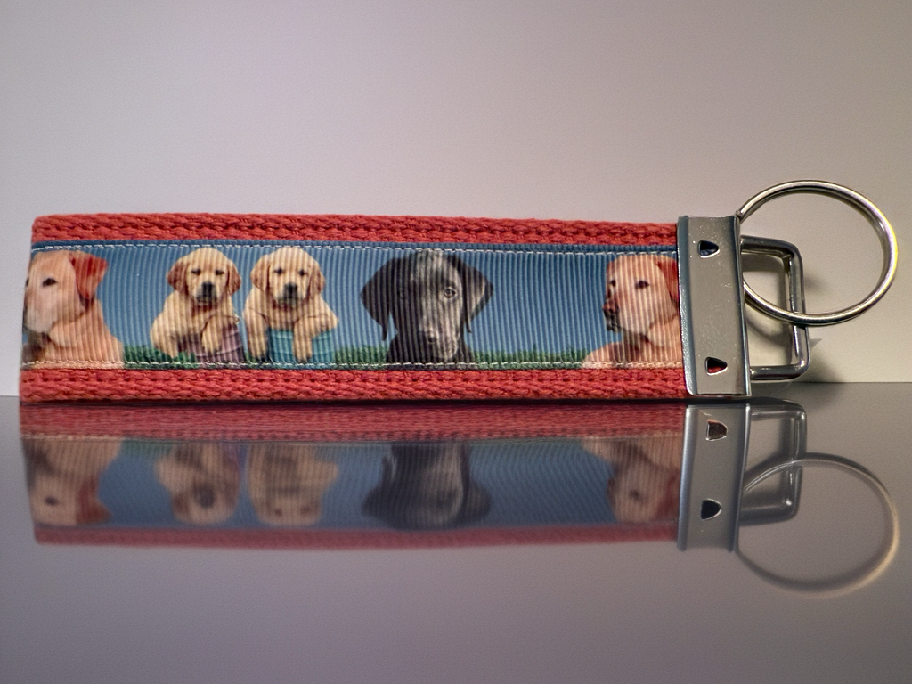 Labrador Retriever Dog Keychain Wristlet – Cute Puppy Key Fob