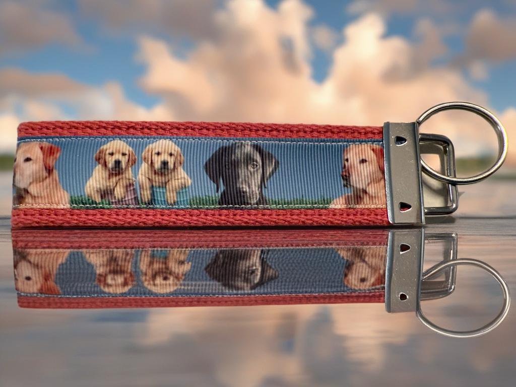 Labrador Retriever Dog Keychain Wristlet – Cute Puppy Key Fob