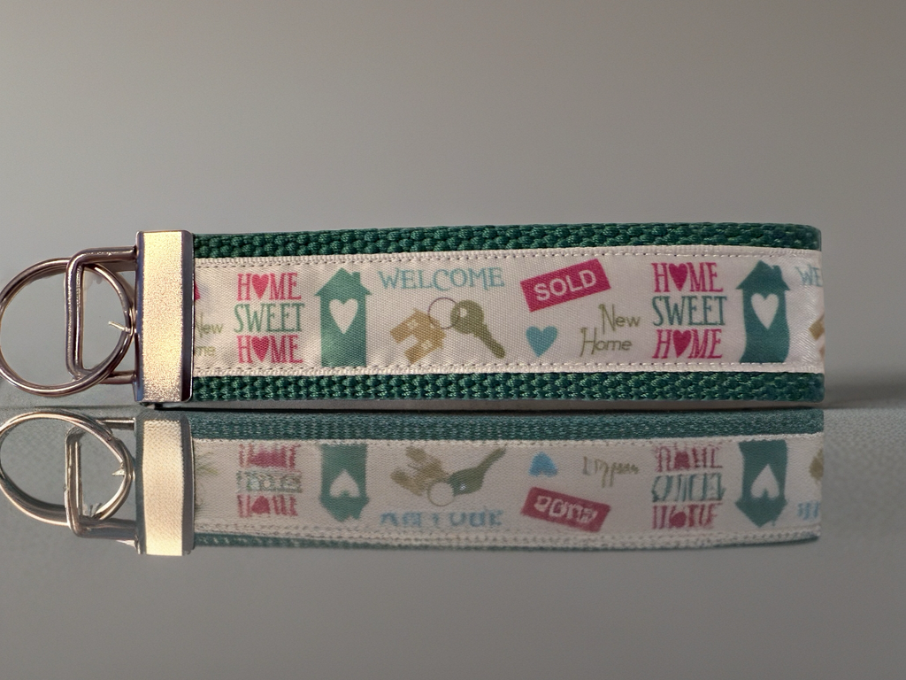 🏡 Home Sweet Home Keychain Wristlet – New Home & Real Estate Gift
