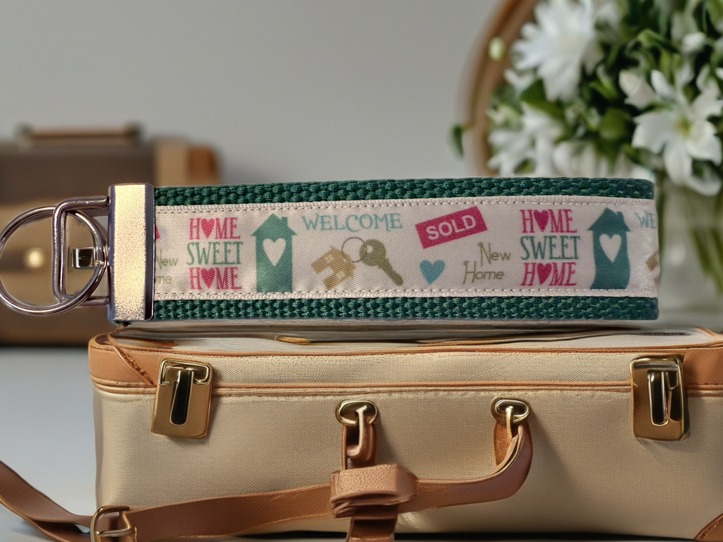 🏡 Home Sweet Home Keychain Wristlet – New Home & Real Estate Gift