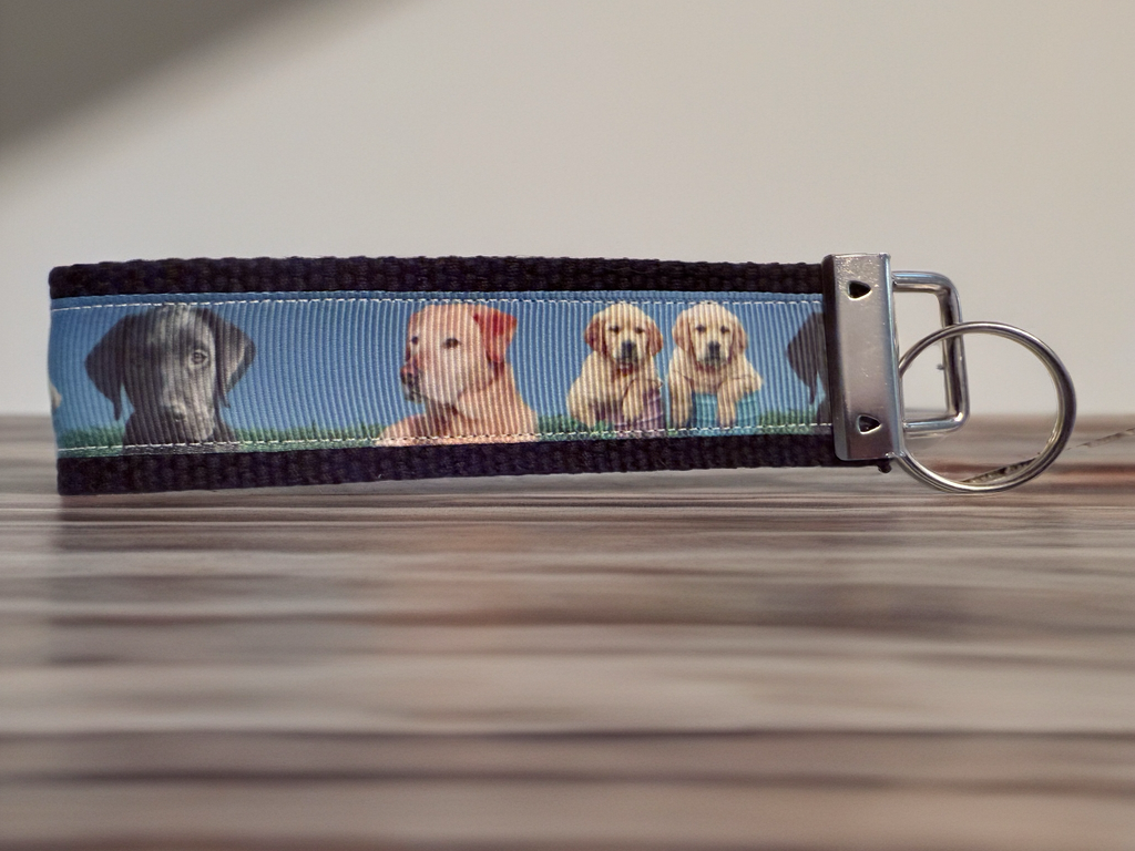 Labrador Retriever Dog Keychain Wristlet – Cute Puppy Key Fob