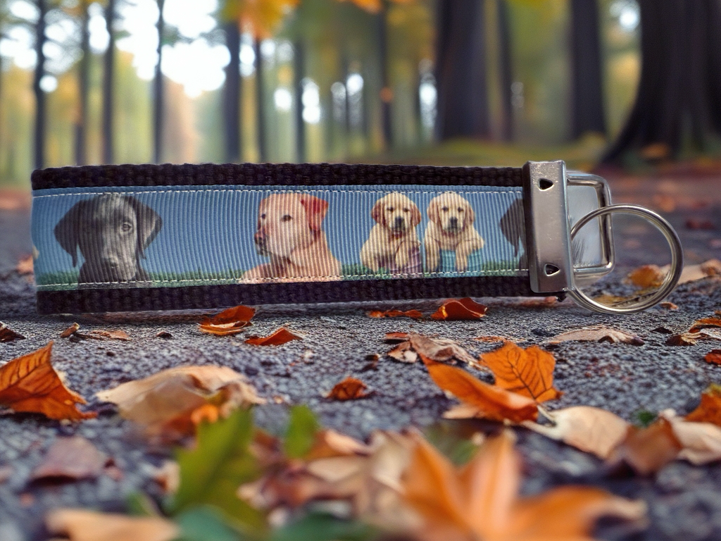 Labrador Retriever Dog Keychain Wristlet – Cute Puppy Key Fob