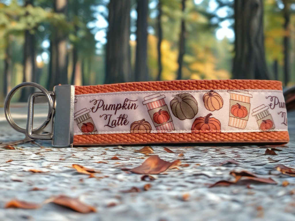 Pumpkin Spice Latte Keychain – Autumn Coffee Lover Gift, Fall Pumpkin Key Fob Wristlet