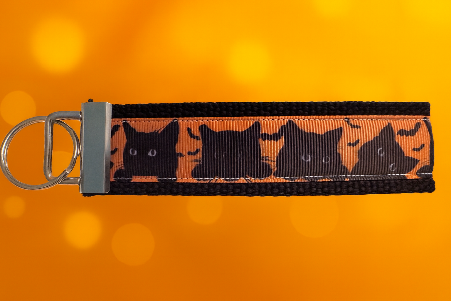 Halloween Black Cat Keychain – Spooky Cat & Bat Wristlet Key Fob