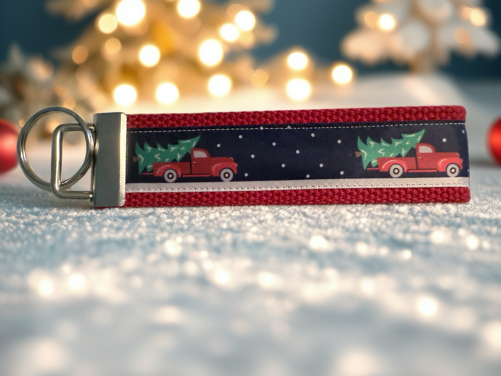 Christmas Red Truck Keychain – Holiday Wristlet Key Fob with Vintage Truck & Tree