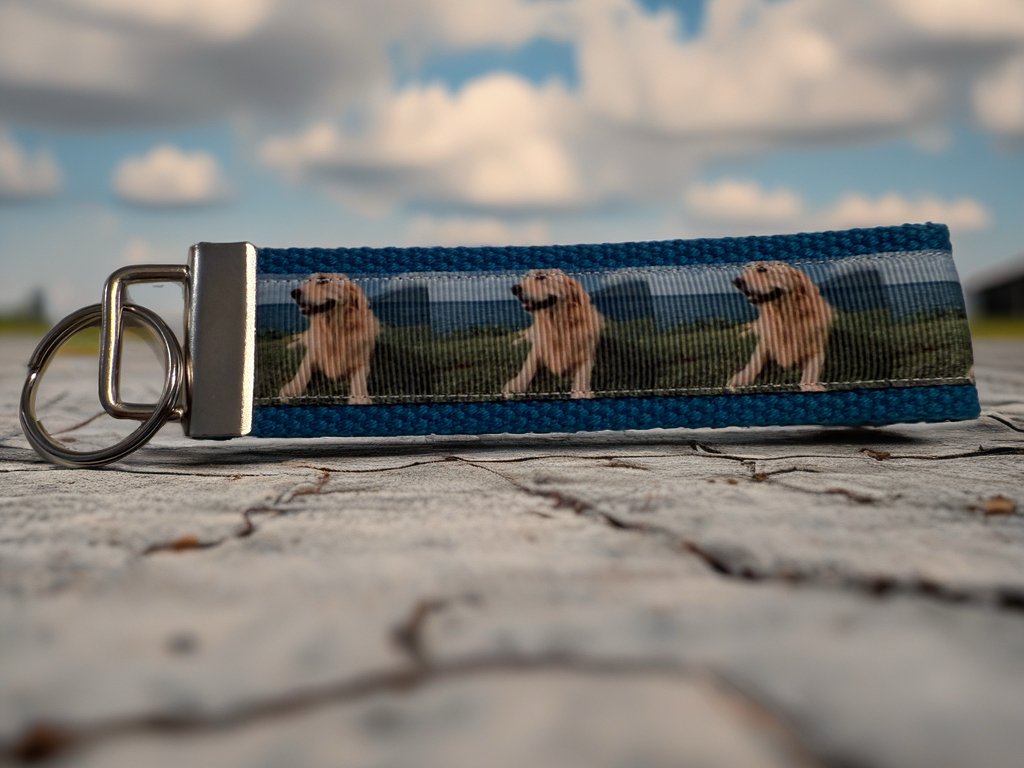 Golden Retriever Keychain – Dog Lover Gift, Retriever Puppy Key Fob, Pet Parent Accessory