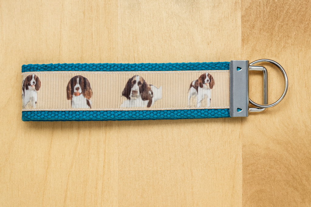 English Springer Spaniel Dog Keychain Wristlet – Cute Spaniel Gift for Dog Lovers