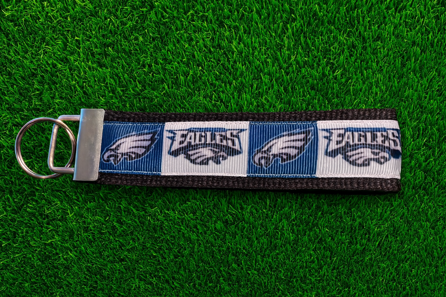Philadelphia Eagles Keychain – Handmade Wristlet with Team Logo & Colors