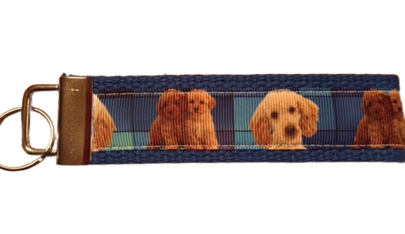 Doodle Dog Keychain with Blue Plaid Background – Cute Puppy Gift for Dog Lovers