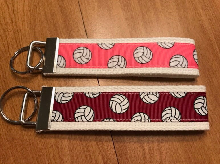 🏐 Pink Volleyball Wristlet Keychain – Cute Sports Key Fob for Volleyball Players, Moms & Coaches