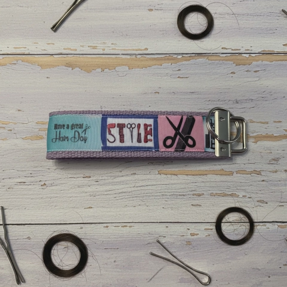 ✨ Hair Stylist Keychain Wristlet – Cute Gift for Hairdressers, Stylists & Salon Pros ✂️